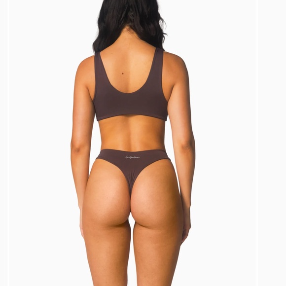 The Kenzie top and Aubrey II bottoms in espresso - Picture 2 of 11